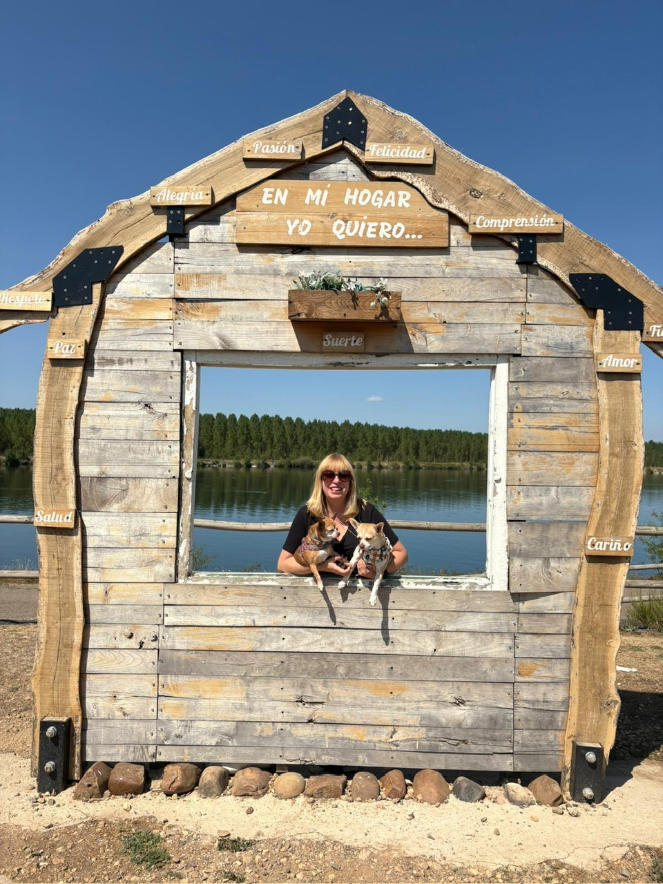 helena-la_escuchadora